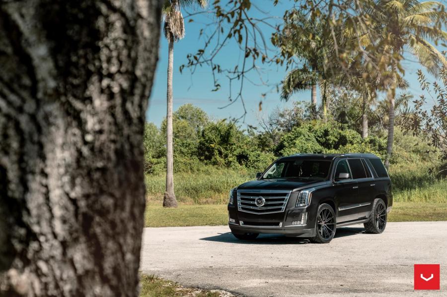  Cadillac Escalade on Vossen Wheels (HF6-1) 2019 года  (фото 1 из 12)